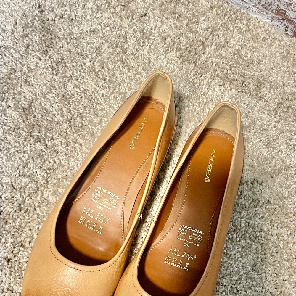 ANDREA FENZI Tan Leather Ballet Flats - Picture 2 of 7